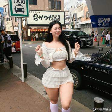 某博肉肉身材大赛
